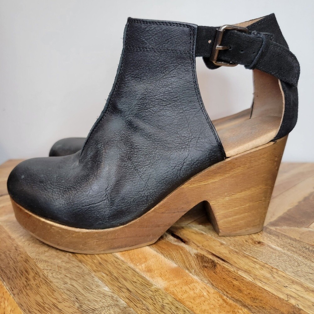 Free People Amber Orchard Boot Clog Black Leather Ankle Buckle Cut Out 9.5-10 - Picture 3 of 11